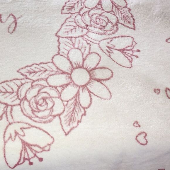 Docofil LOVE YOU GRAMMY Floral Reversible Throw Blanket Off White And Portugal - Picture 11 of 16